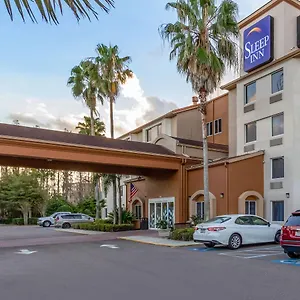 Sleep Near Busch Gardens - Usf Estalagem Temple Terrace