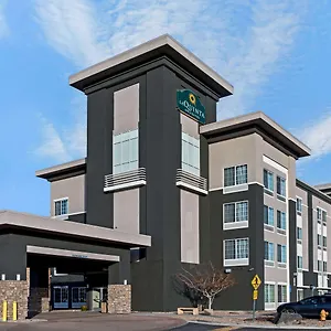 Hotel La Quinta By Wyndham Gateway Park